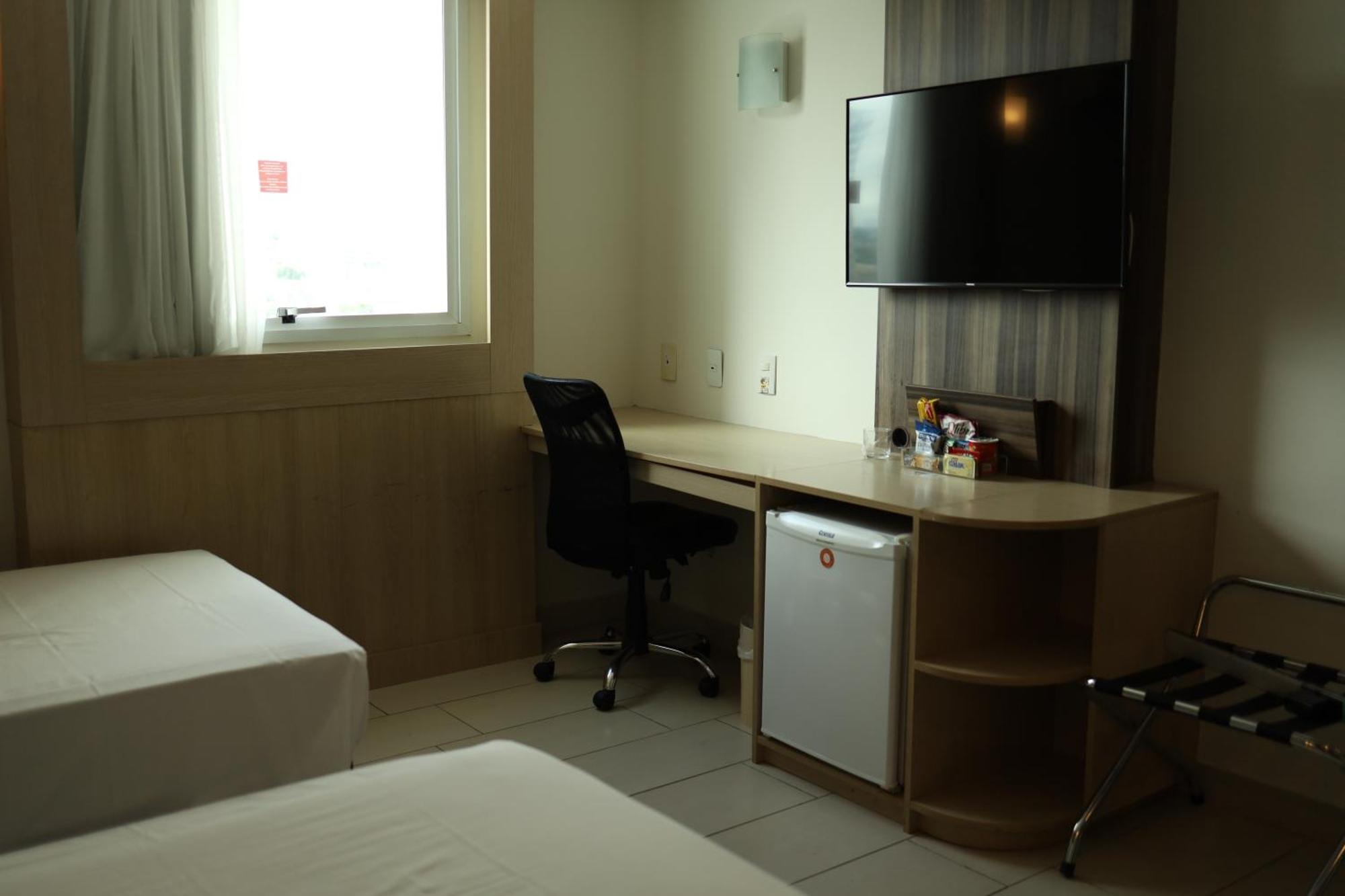 Comfort Hotel Campos Dos Goytacazes Exterior photo