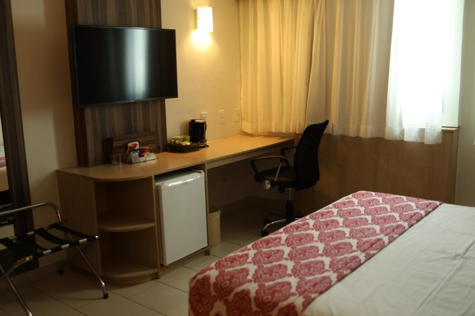 Comfort Hotel Campos Dos Goytacazes Exterior photo